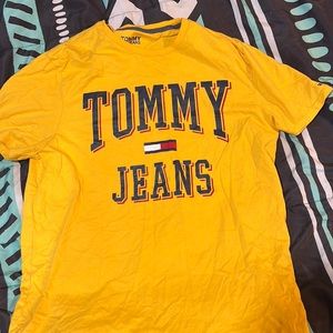 Tommy Hilfiger tshirt
